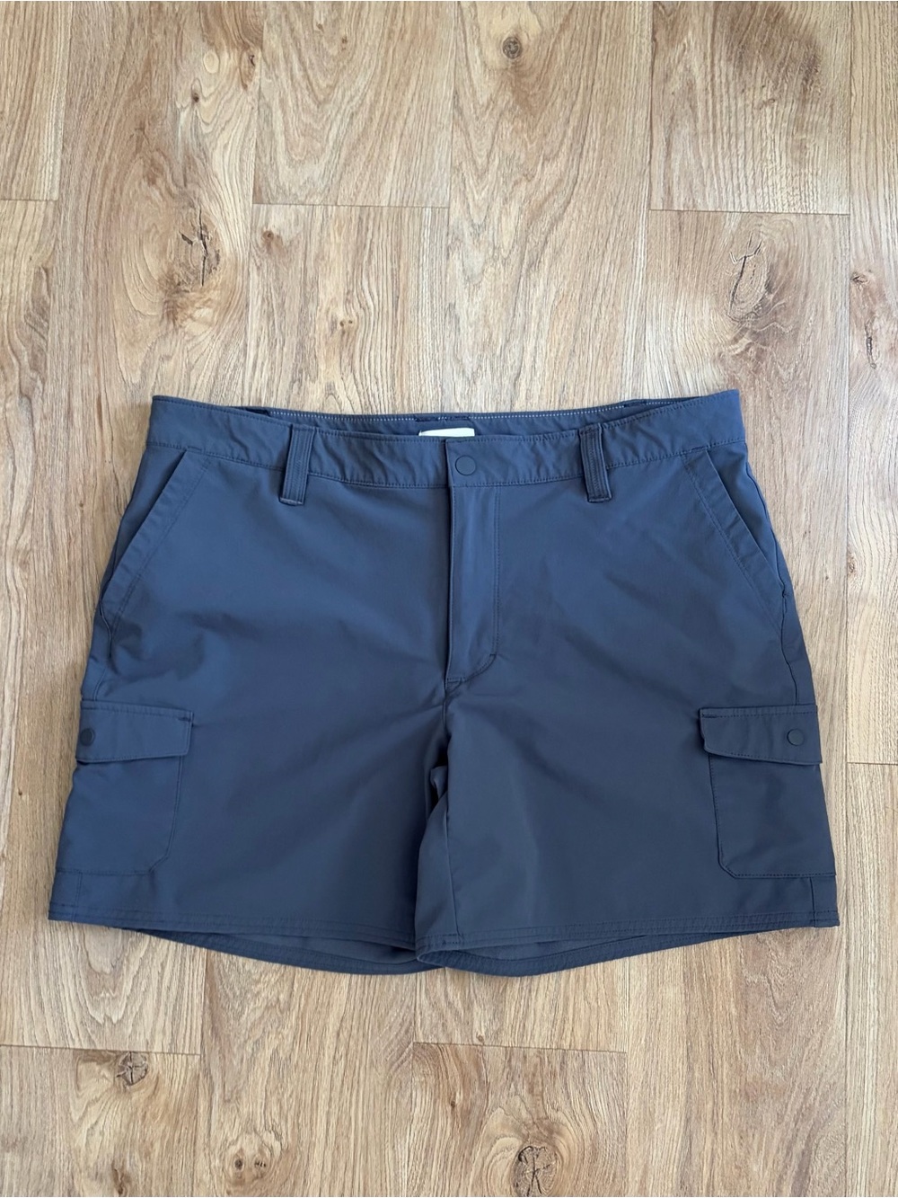L.L. Bean Women’s Slate Gray Cargo Hiking Outdoor Shorts Sz 14